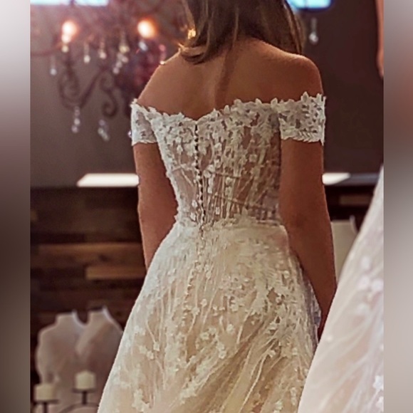 NEW Floral Wedding Dress, Embroidery Lace Beaded Off Shoulder, Mon Cheri… - Picture 5 of 11